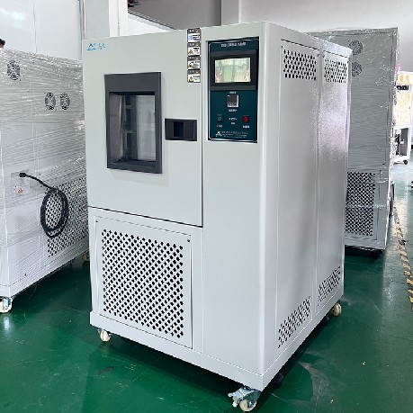 高低溫交變試驗箱使用功率和溫度的關系